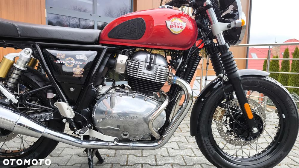 Royal Enfield Interceptor - 15
