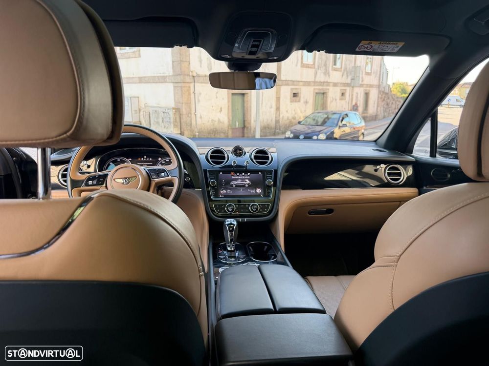 Bentley Bentayga V8 - 35