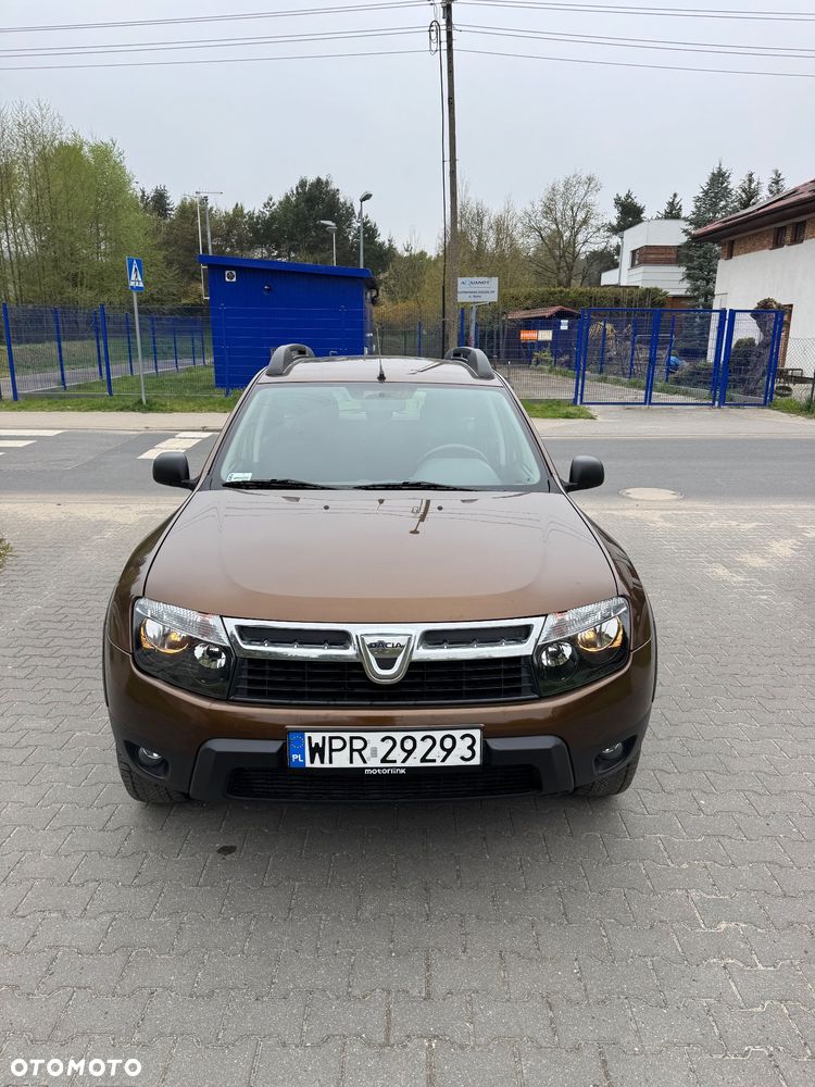 Dacia Duster 1.6 Laureate 4x4 - 3