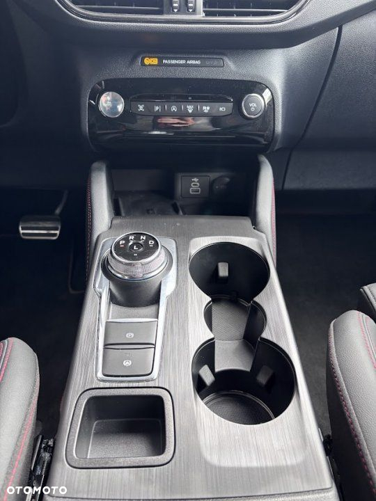 Ford Kuga - 14
