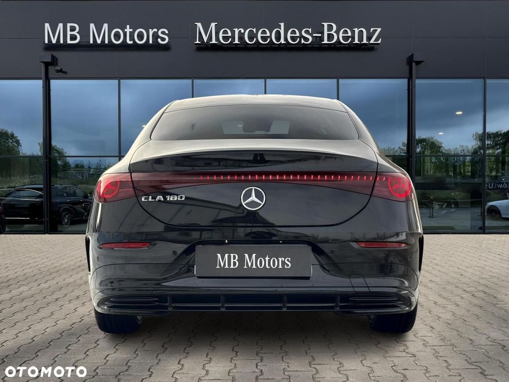 Mercedes-Benz CLA - 8