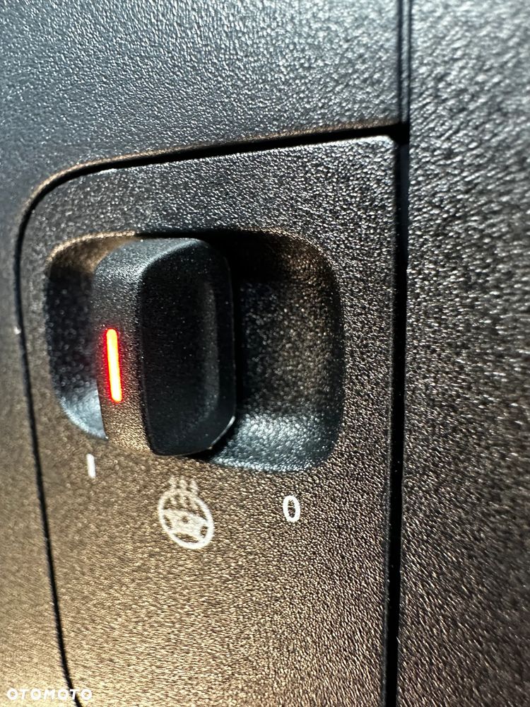 Mercedes-Benz Sprinter - 14
