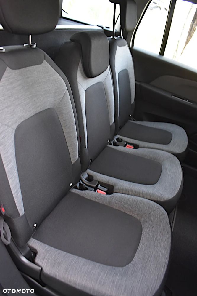 Citroën C4 Grand Picasso - 36