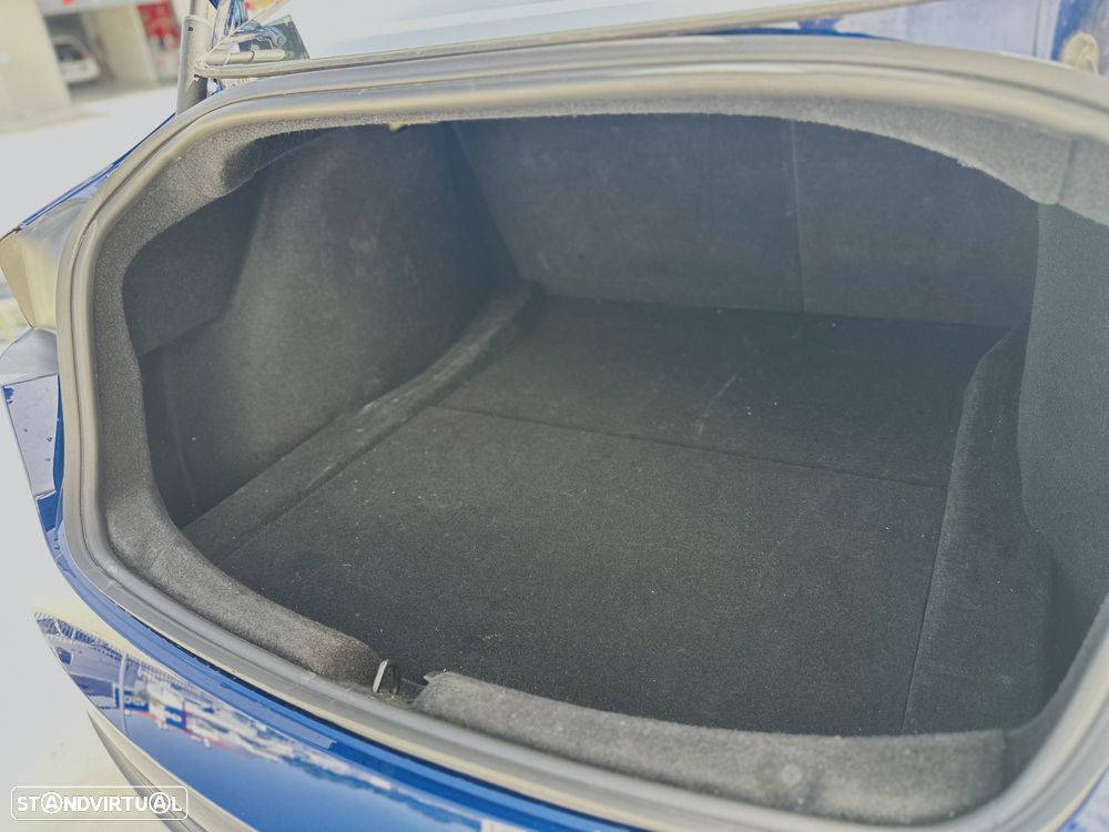 Tesla Model 3 Tração Traseira — fotografia 34
