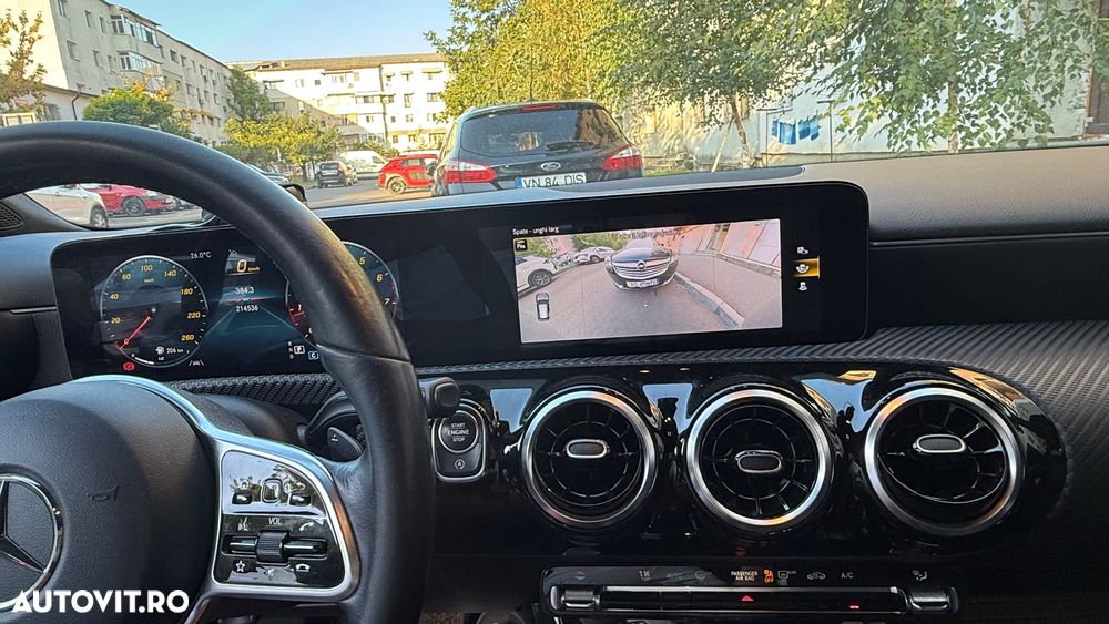 Mercedes-Benz CLA 180 - 11
