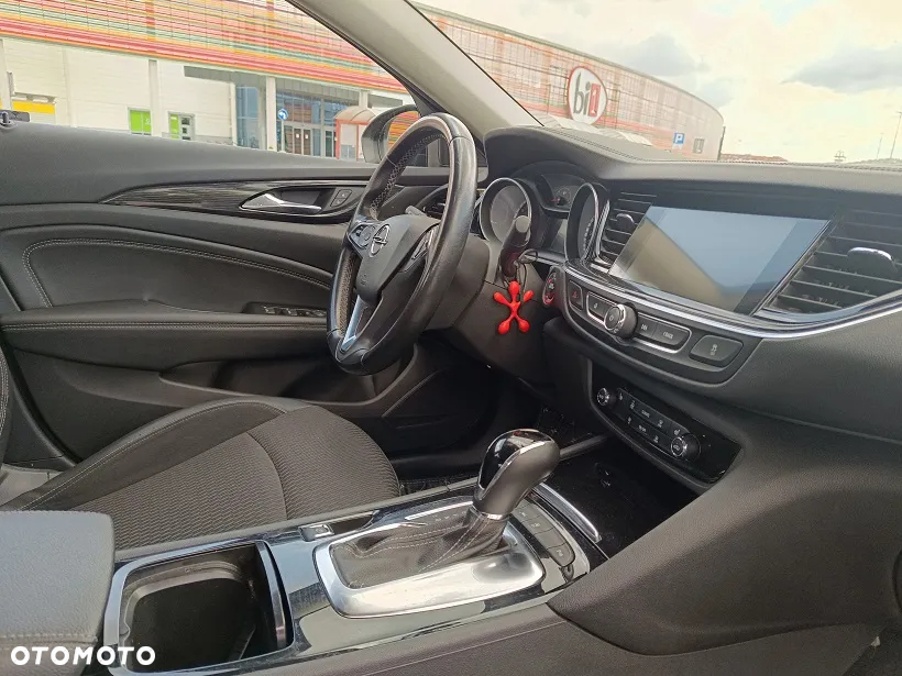Opel Insignia 1.5 T Elite S&S - 26