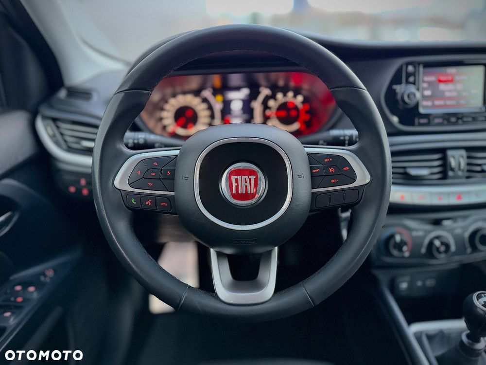 Fiat Tipo 1.4 16V Lounge - 29