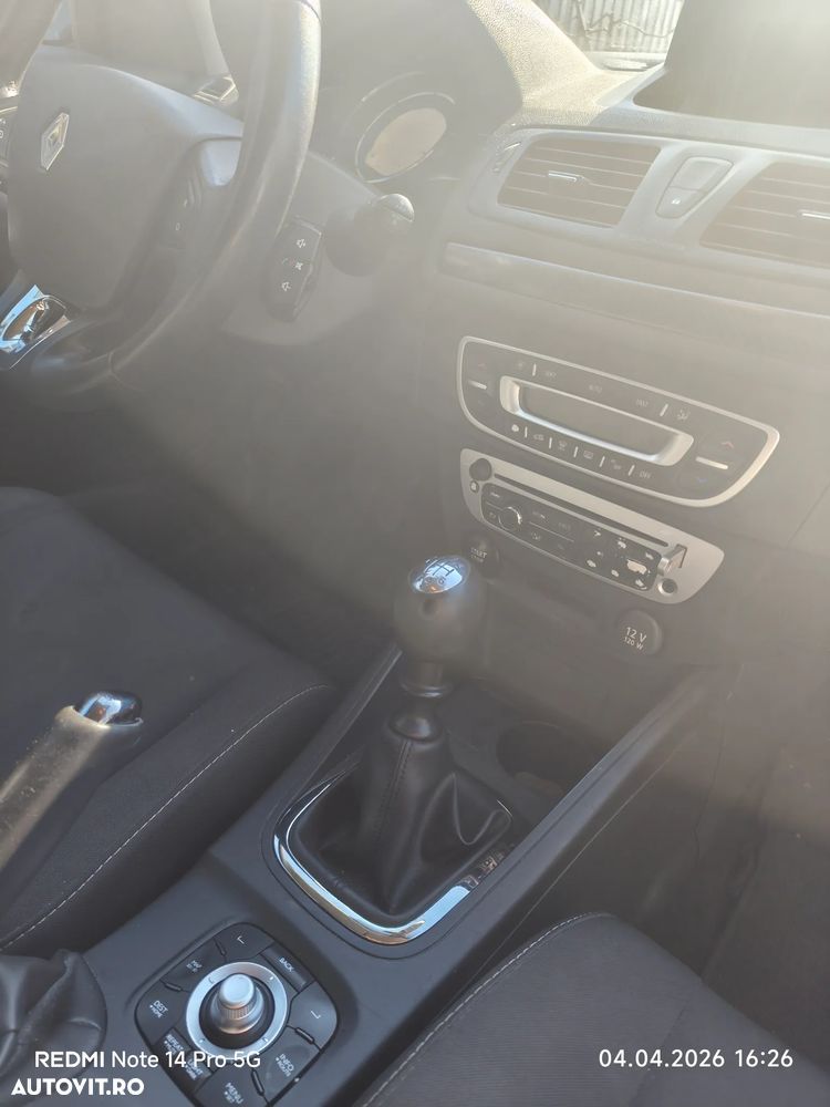 Renault Megane ENERGY dCi 110 Start & Stop Paris Business - 6