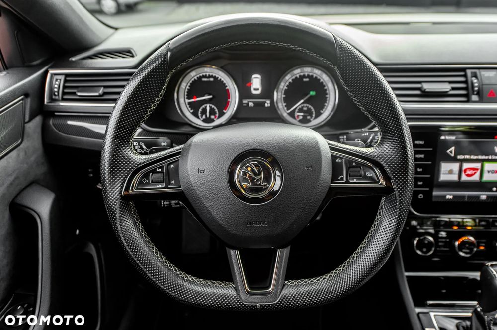 Skoda Superb 2.0 TSI DSG SportLine - 25