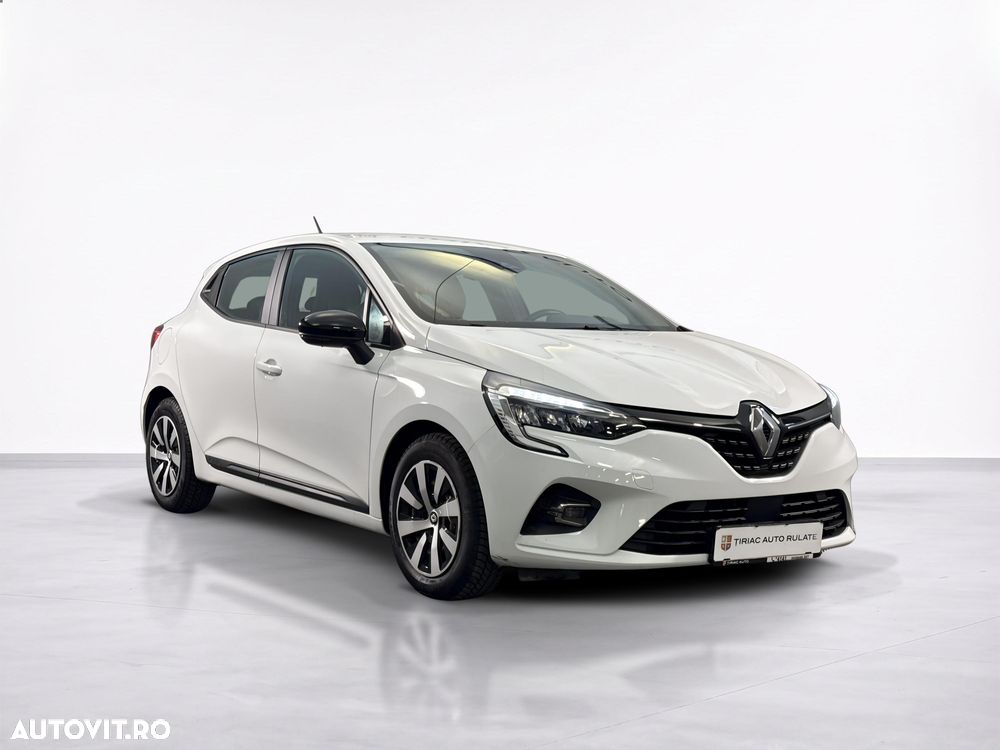 Renault Clio - 8