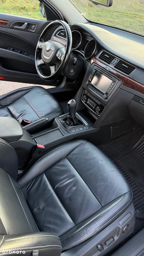 Skoda Superb 2.0 TDI Exclusive - 13