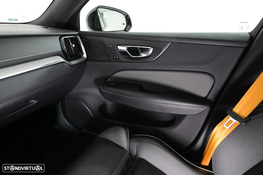 Volvo S60 2.0 T8 PHEV Polestar AWD - 34