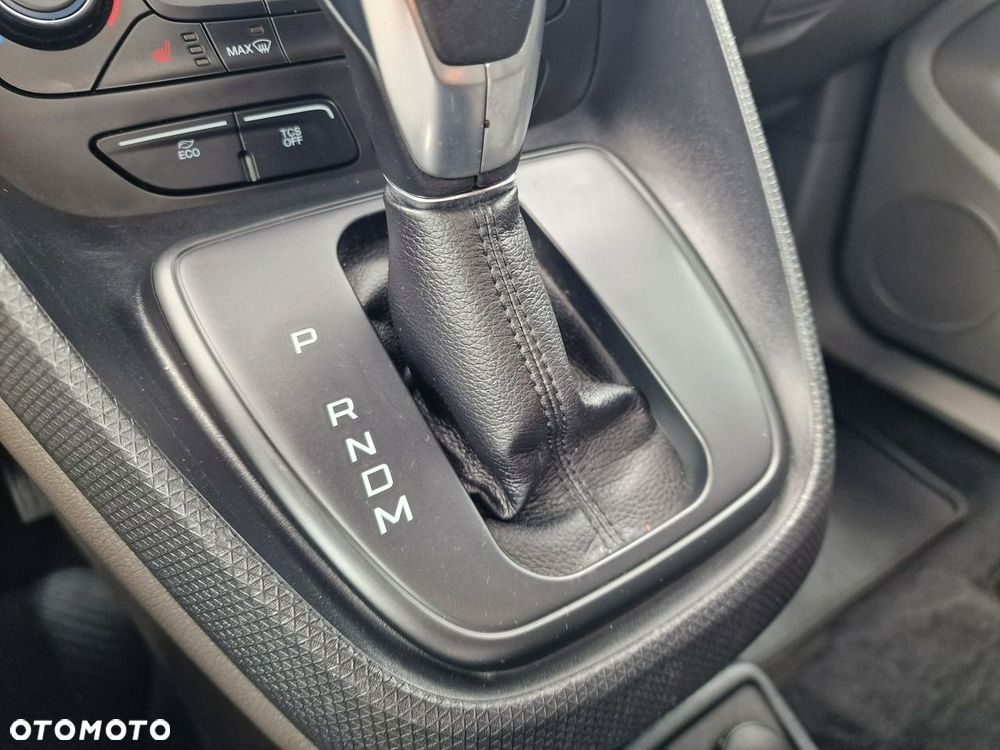 Ford Tourneo Connect Grand - 32