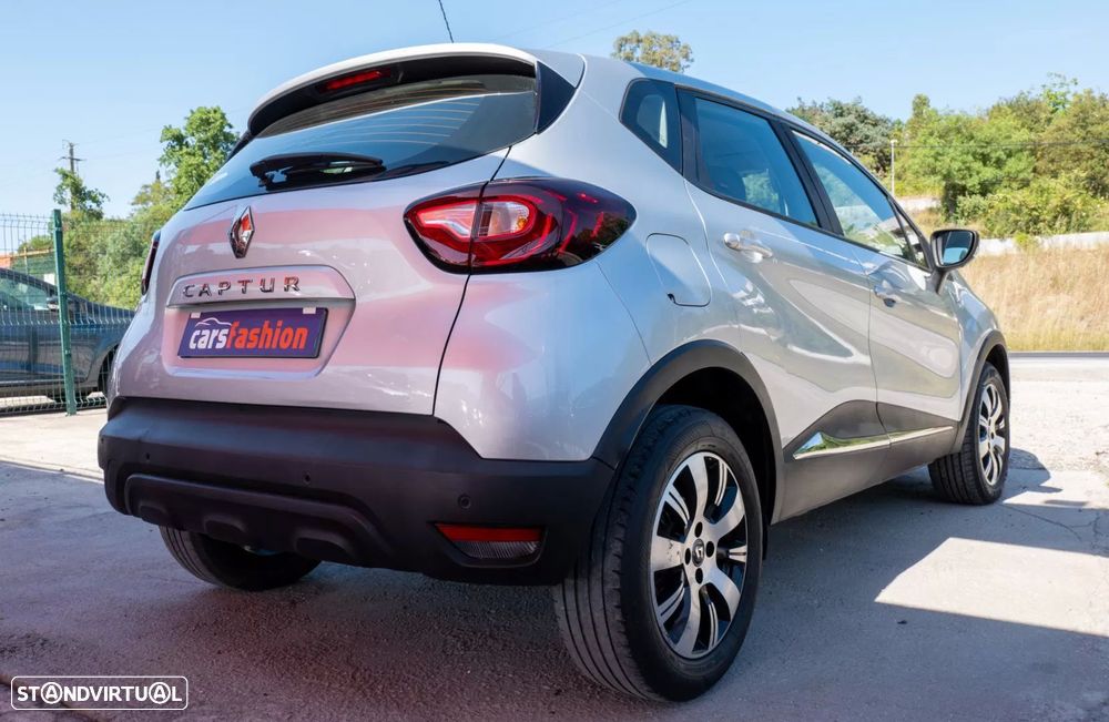 Renault Captur 1.5 dCi Exclusive - 10