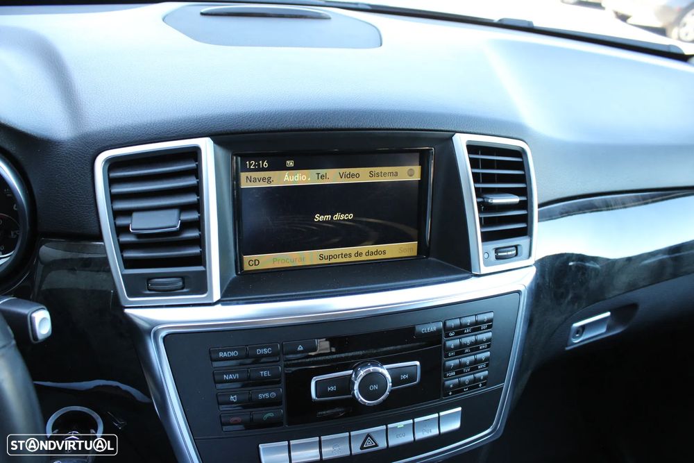 Mercedes-Benz ML 350 BlueTEC - 22