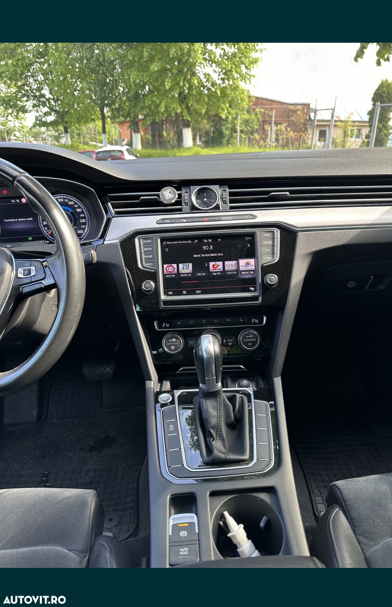 Volkswagen Passat 2.0 TDI DSG Highline - 6
