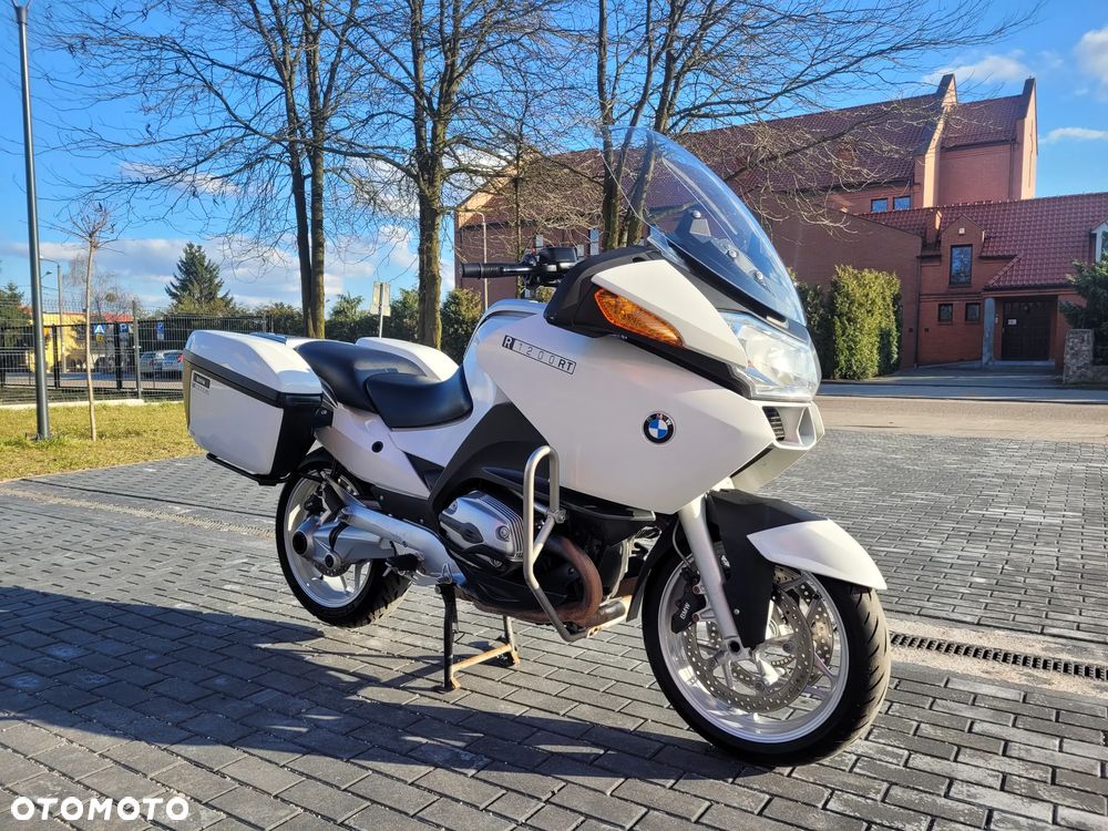 BMW R - 1