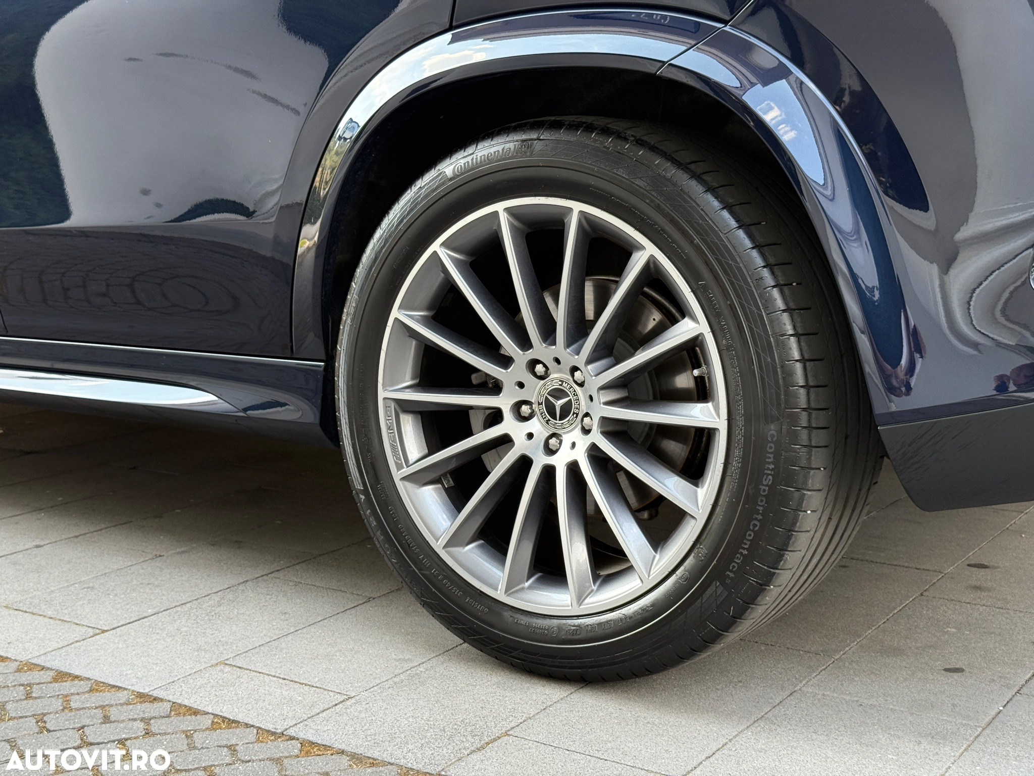 Mercedes-Benz GLE 300 d 4Matic 9G-TRONIC AMG Line - 40