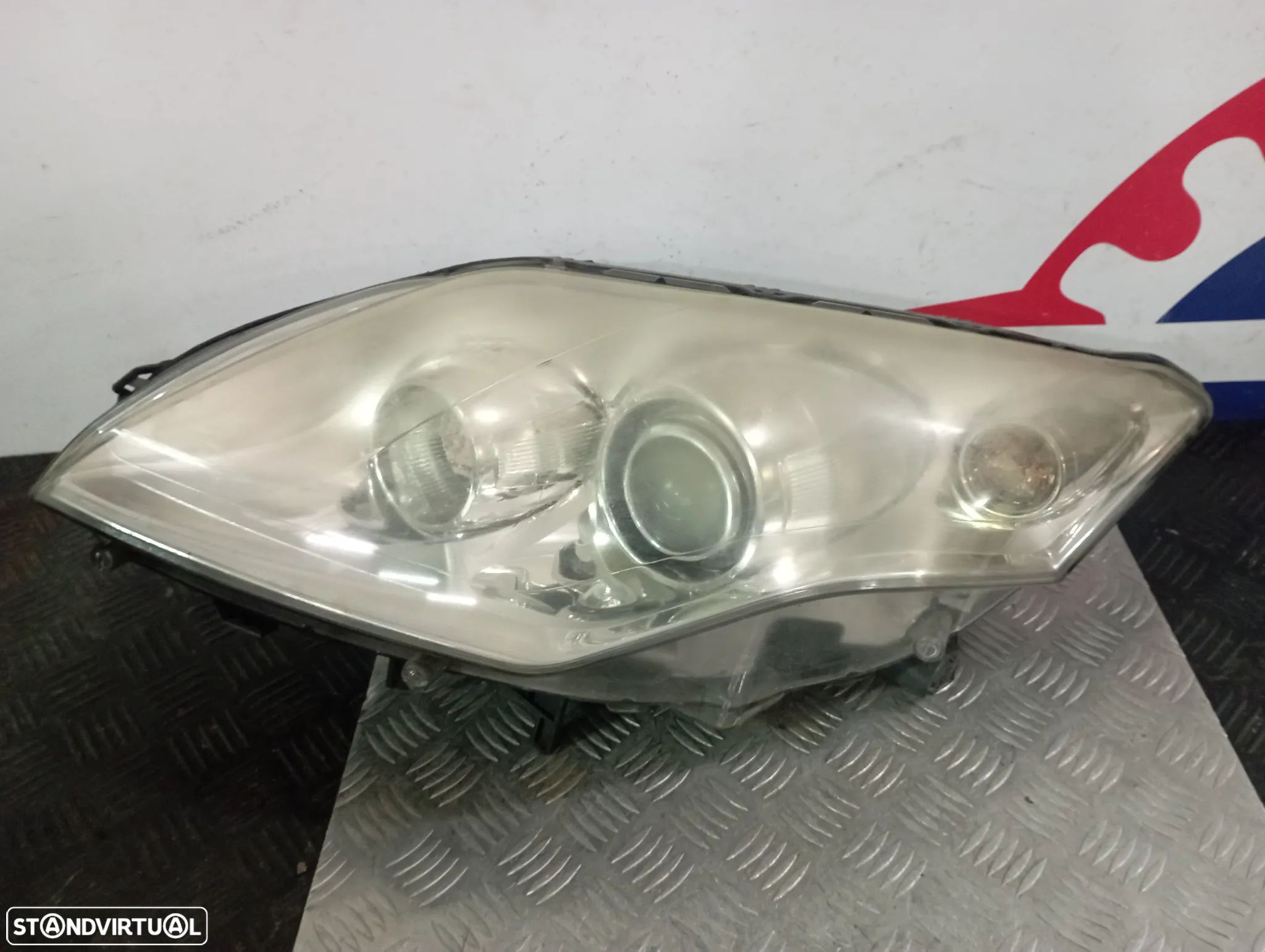 Optica Esquerda Renault Laguna III 2008 Ref. 260600035R / 89901838 - 1