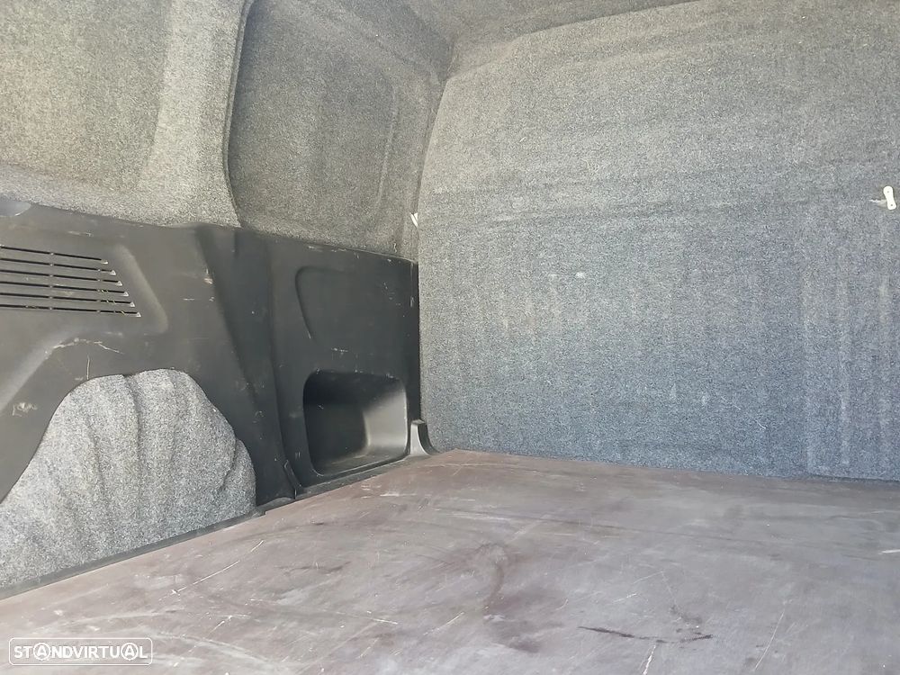 Opel COMBO 3L - 20
