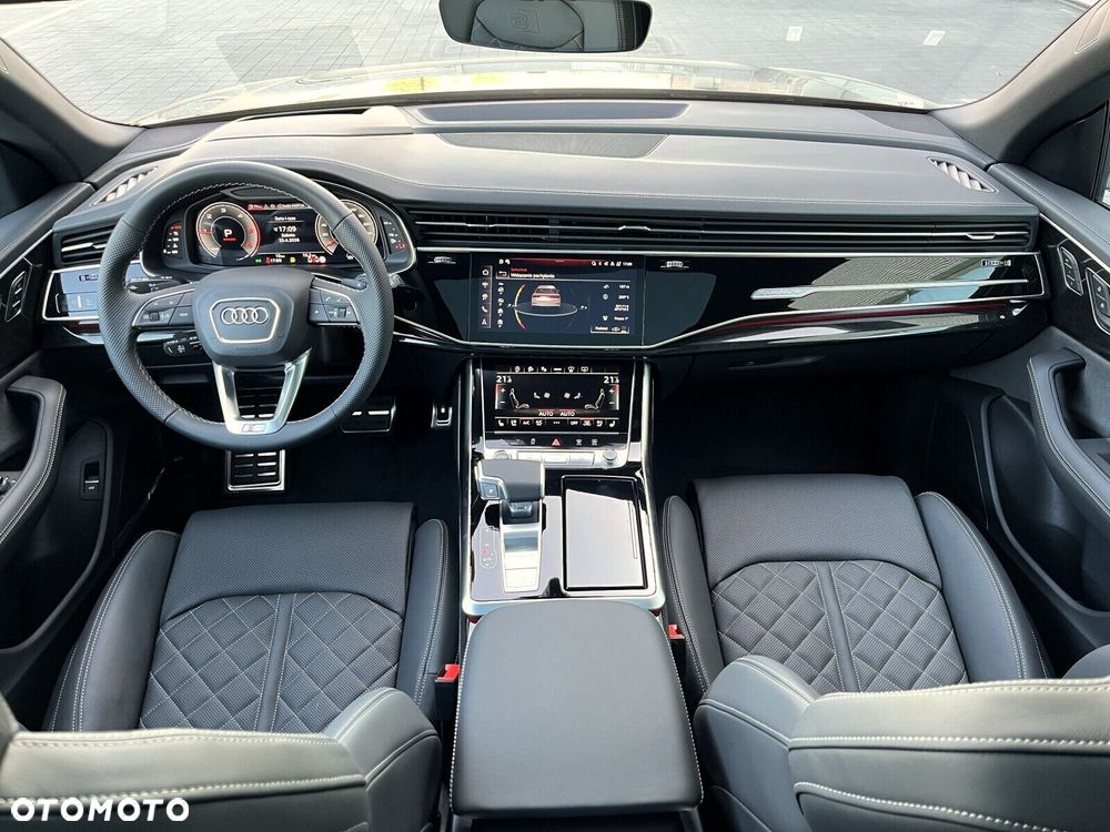 Audi Q8 - 5