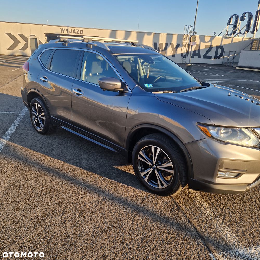 Nissan Rogue - 5