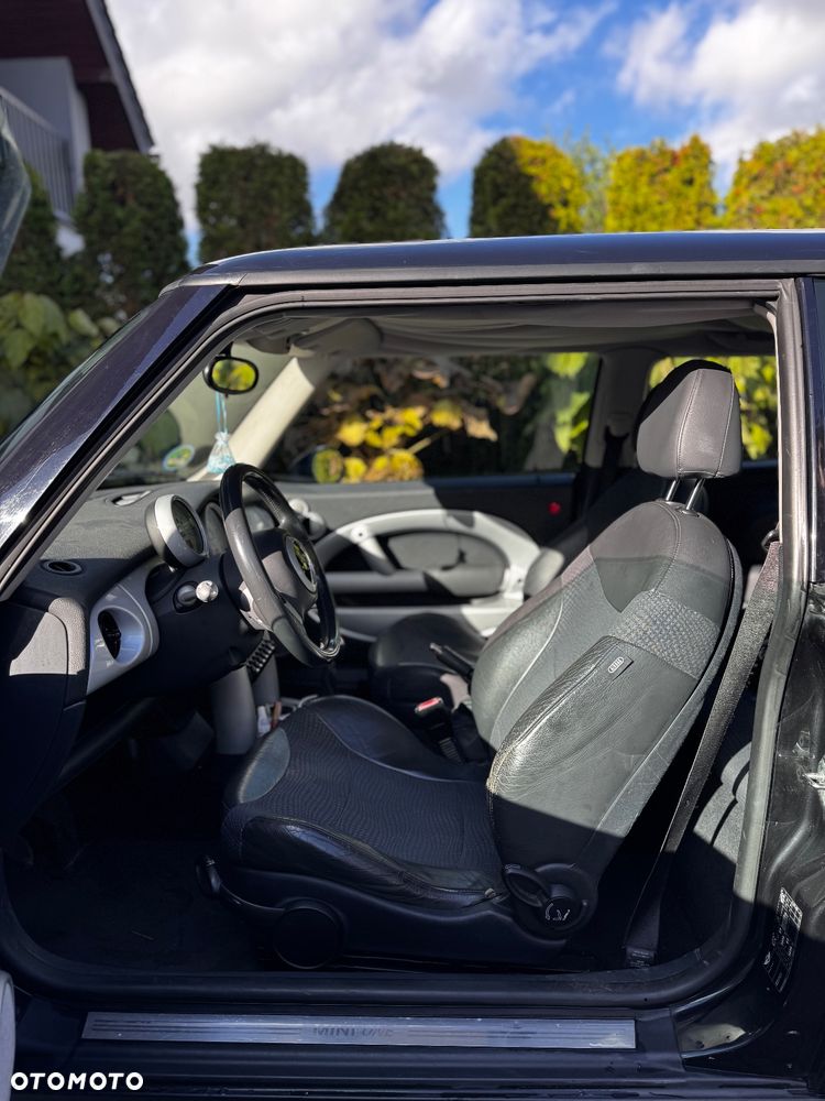 MINI ONE Standard - 7