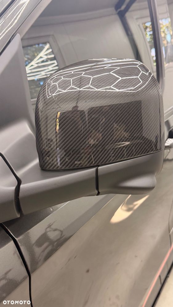 Ford Tourneo Custom - 18