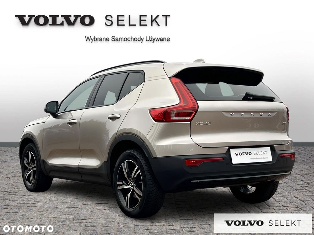 Volvo XC 40 - 4