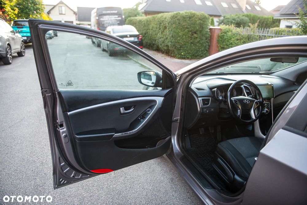 Hyundai i30 1.4 Comfort - 16
