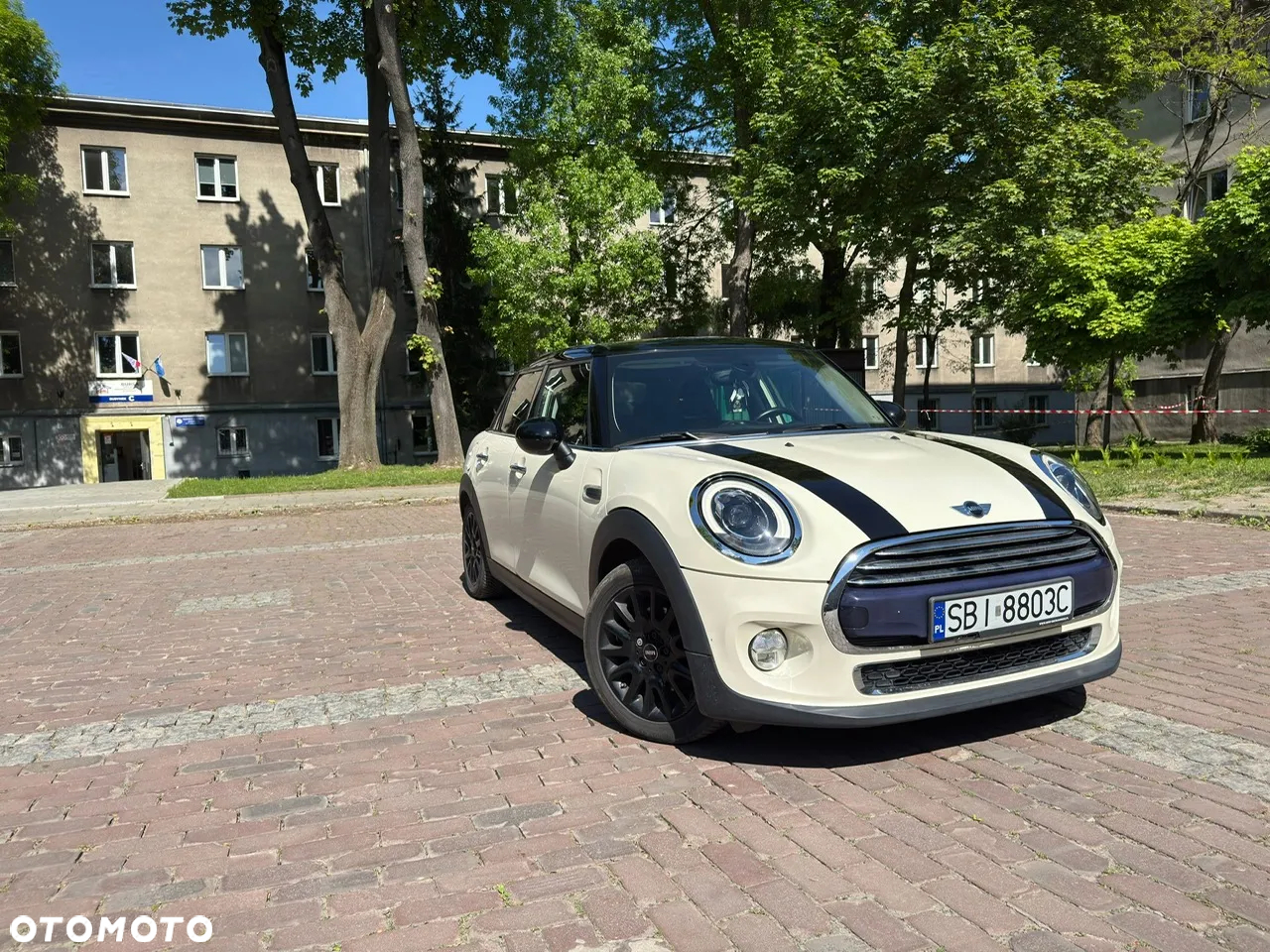 MINI Cooper Standard - 13