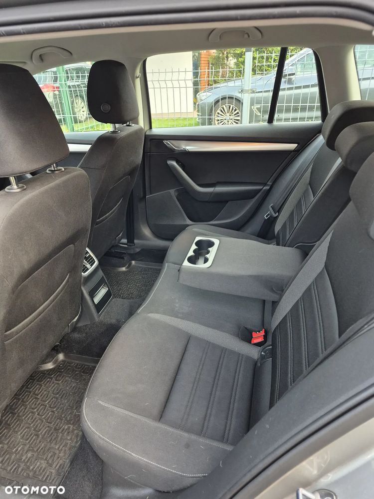Skoda Octavia 1.4 TSI Ambition - 15