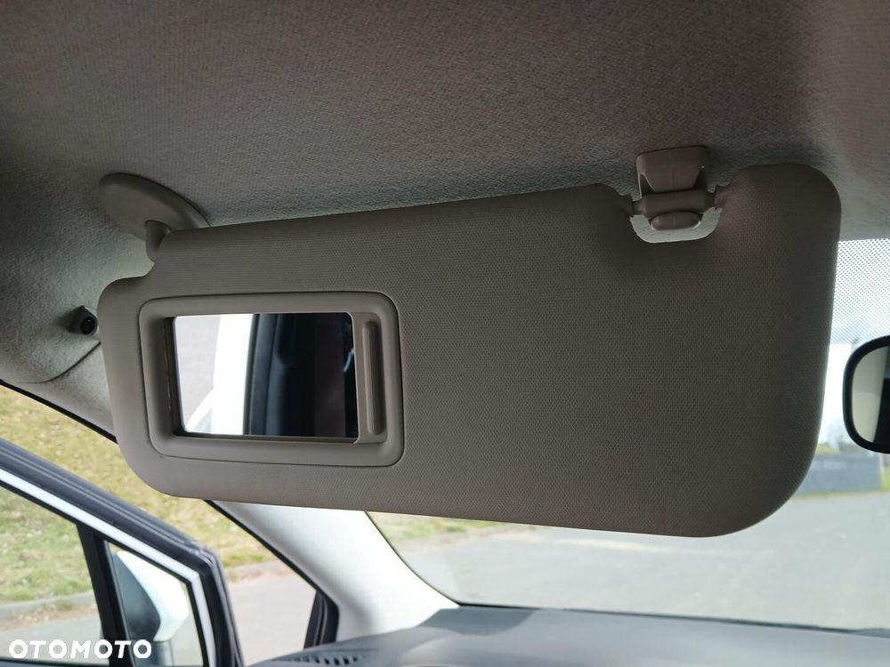 Toyota Corolla 1.8 Hybrid Comfort - 37