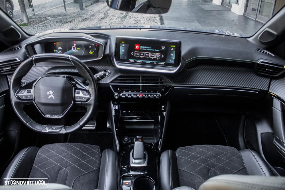 Peugeot e-208 50 kWh GT Line - 36