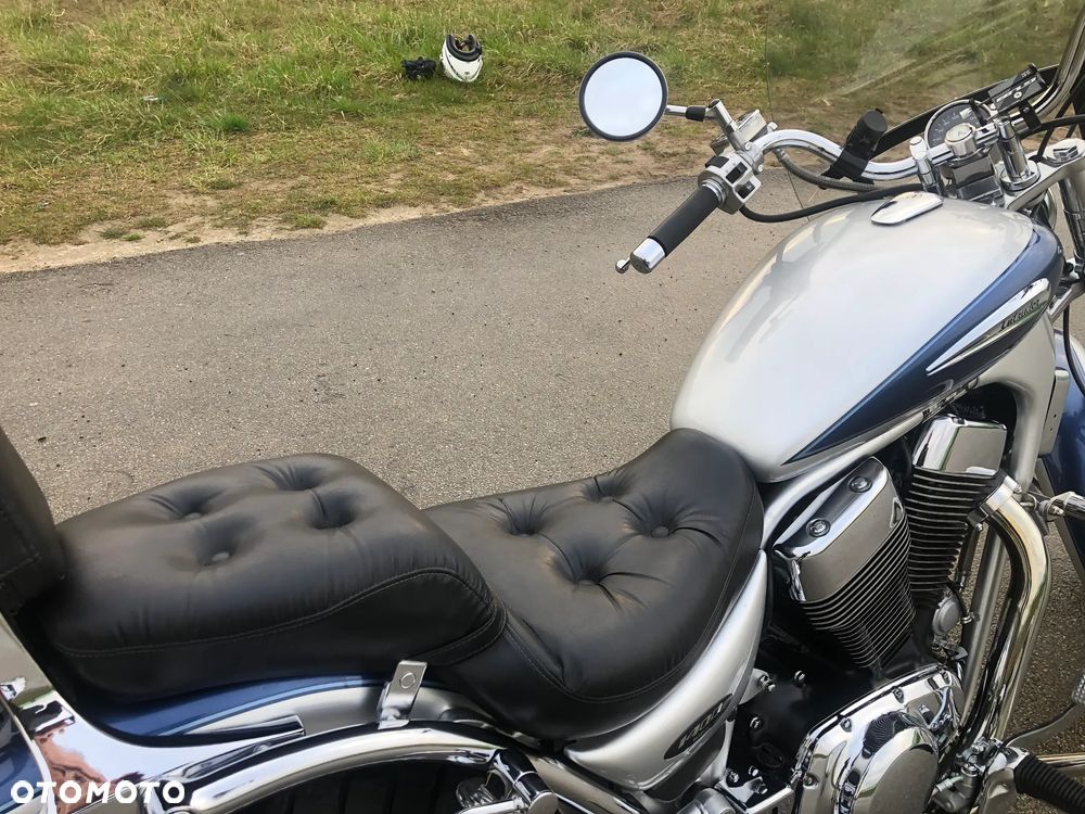 Suzuki Intruder - 16