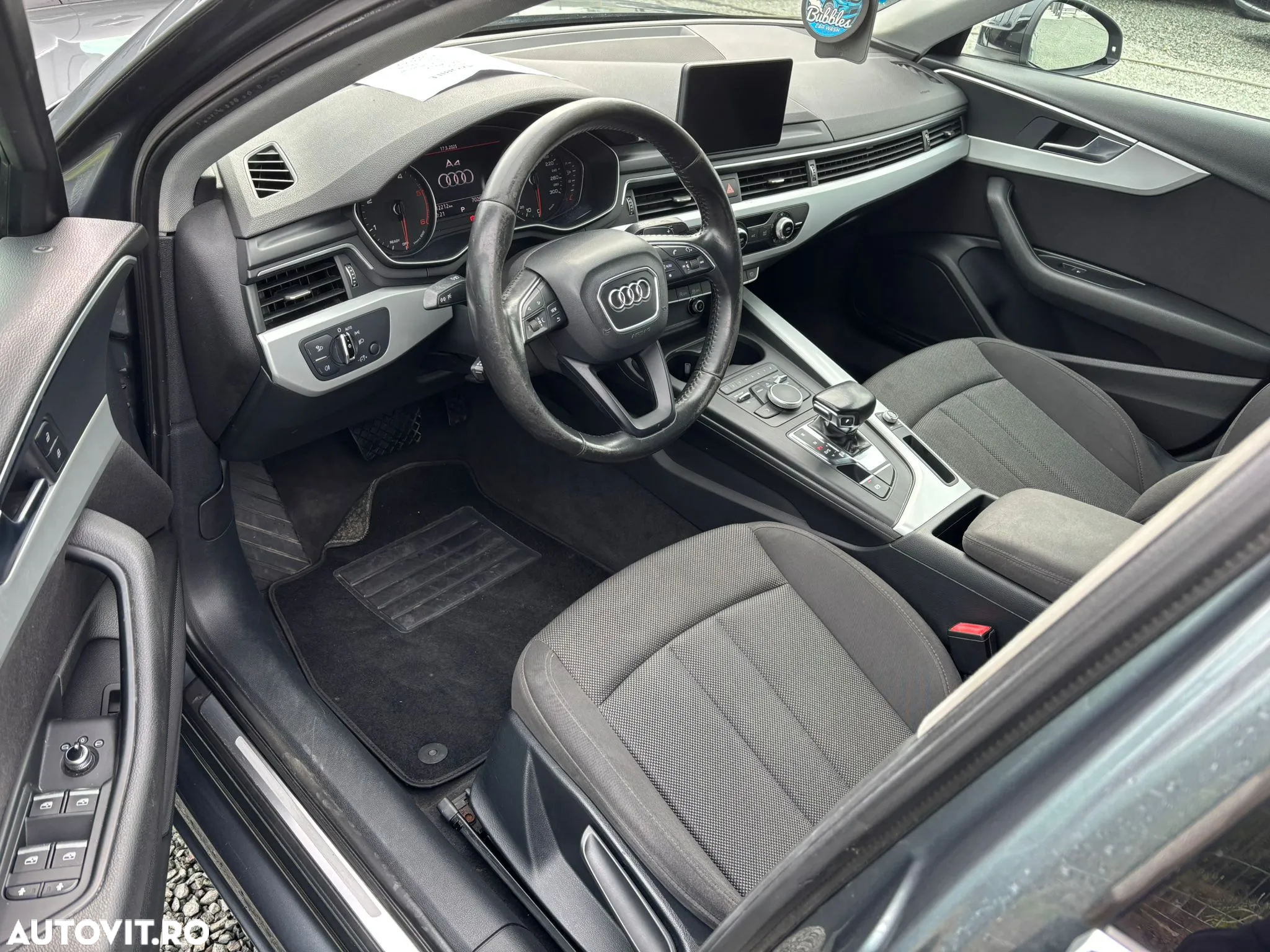 Audi A4 2.0 TDI ultra S tronic - 13