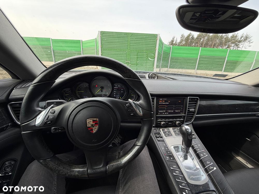 Porsche Panamera S E-Hybrid - 11