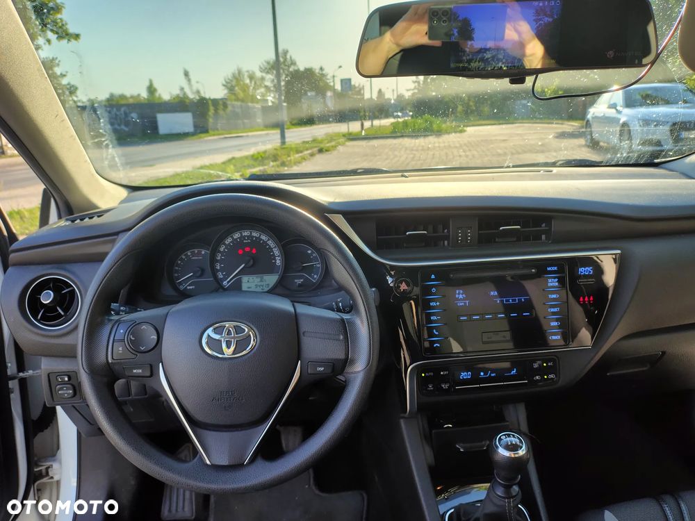 Toyota Auris 1.6 Active - 5