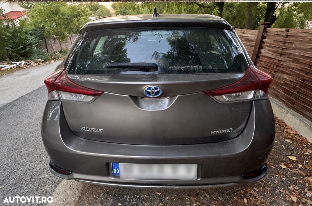 Toyota Auris - 2