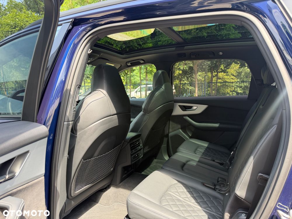 Audi Q7 60 TFSI e Quattro S Line Tiptr - 17