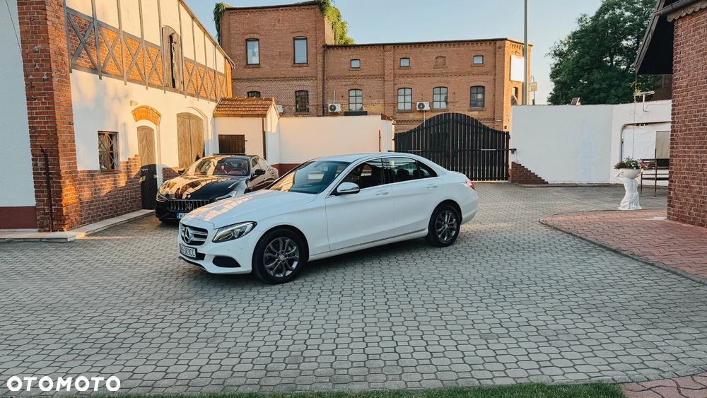 Mercedes-Benz Klasa C 200 4-Matic 7G-TRONIC - 36