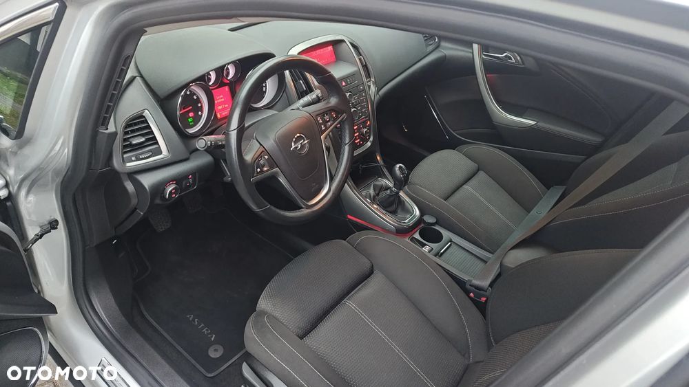 Opel Astra 1.6 Turbo Innovation - 7