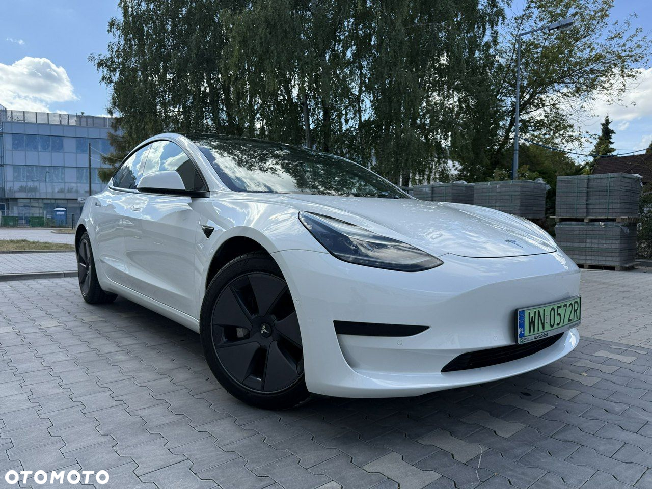 Tesla Model 3 - 6