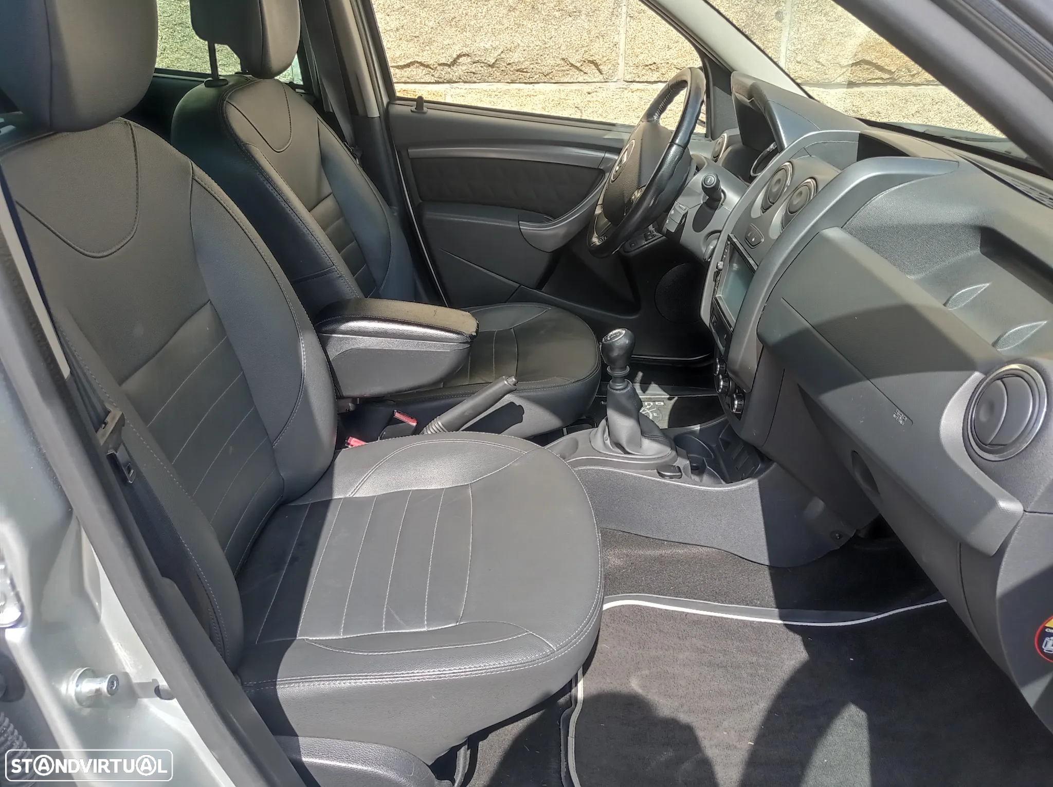 Dacia Duster 1.5 dCi Prestige - 12