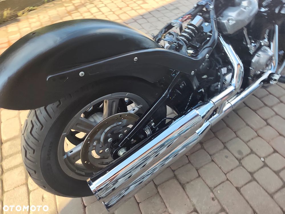 Harley-Davidson Softail Standard - 19