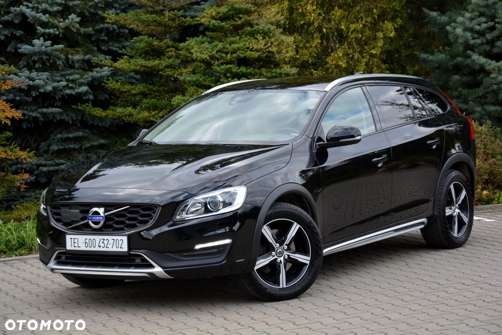 Volvo V60 Cross Country D3 Summum - 32