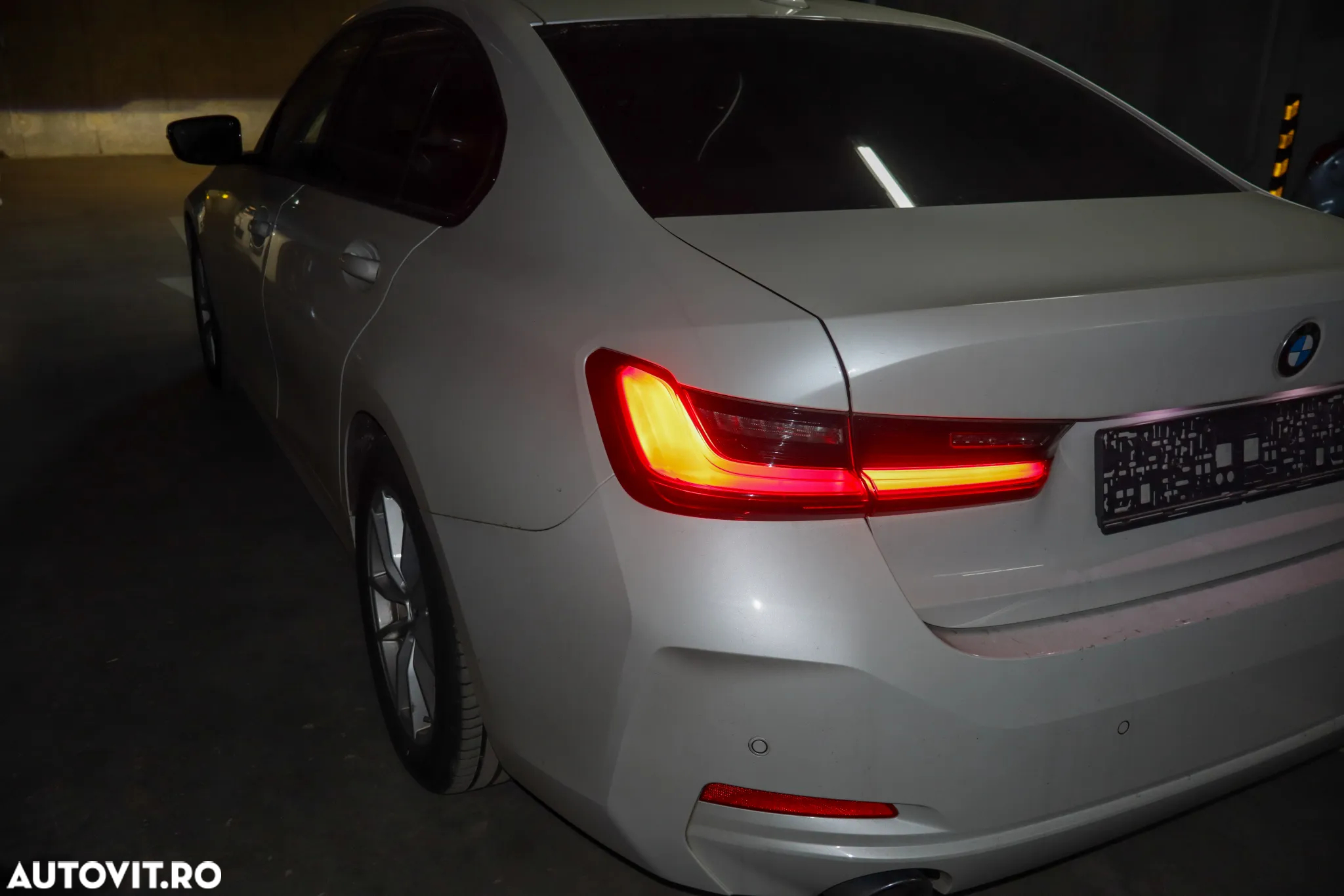 BMW Seria 3 320d xDrive AT MHEV - 28