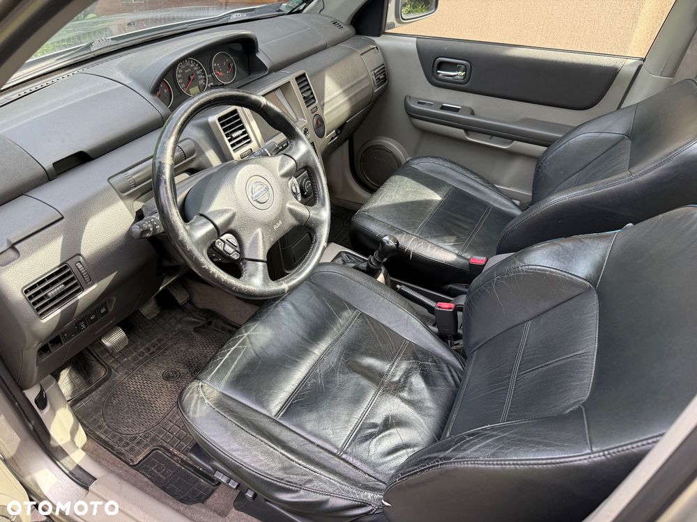 Nissan X-Trail 2.2 dCi Elegance - 6