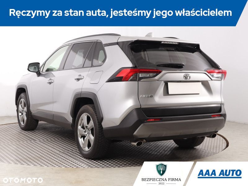 Toyota RAV4 - 5