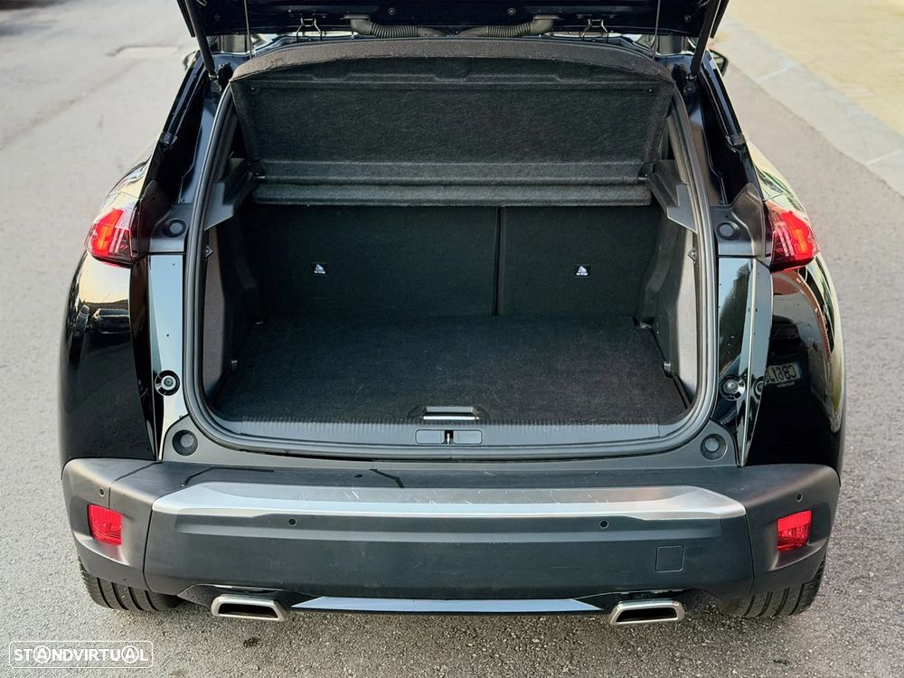 Peugeot 2008 1.2 PureTech Allure Pack EAT8 - 11